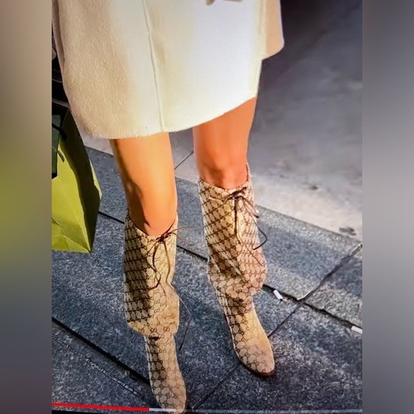 GUCCI Lisa GG Canvas Mid-Heel Boots - Picture 11 of 11